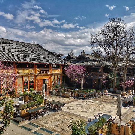Doof Resort Hotel Лицзян Экстерьер фото